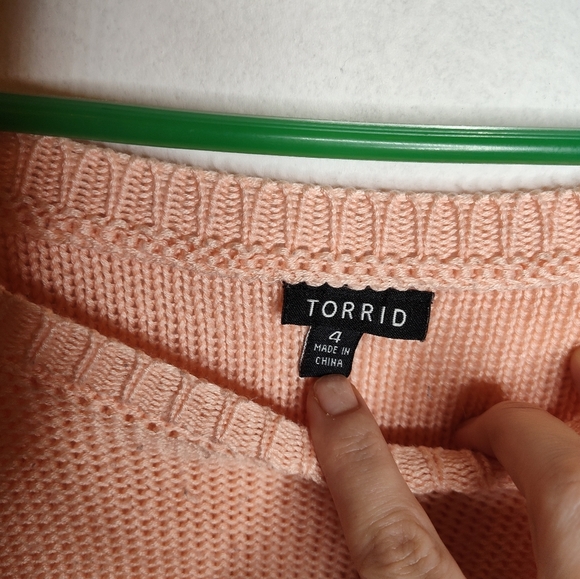 Torrid Oversized Peach Knit Scoop Neck Sweater size 4X - Picture 5 of 9